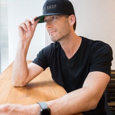 Author profile picture